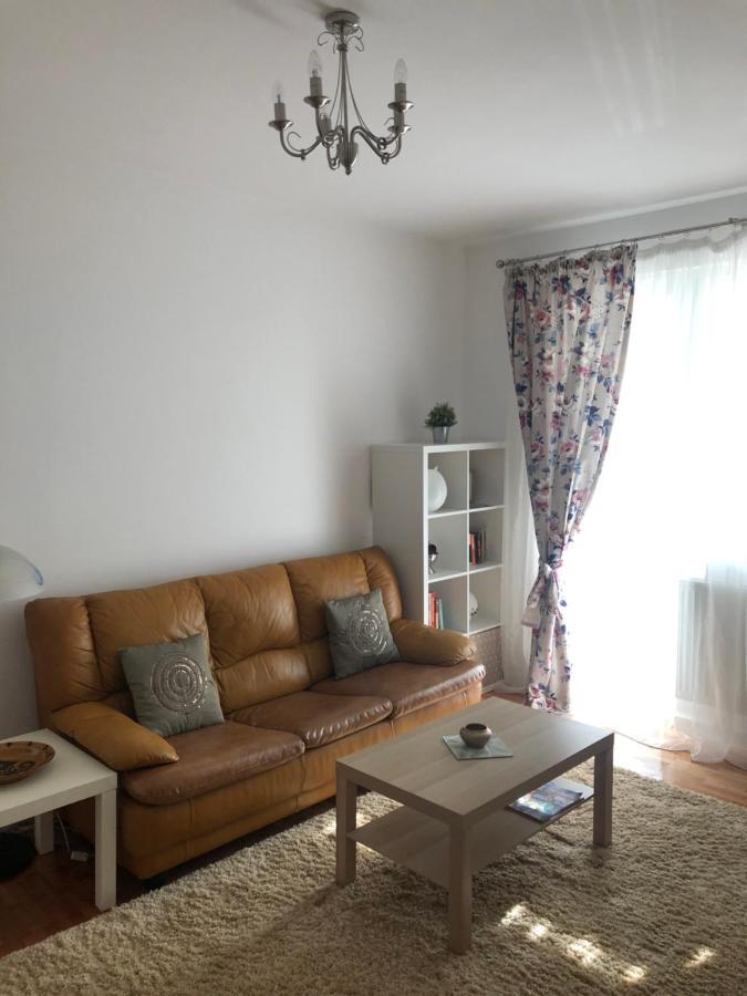 شقة Grig Apartament بوخارست المظهر الخارجي الصورة