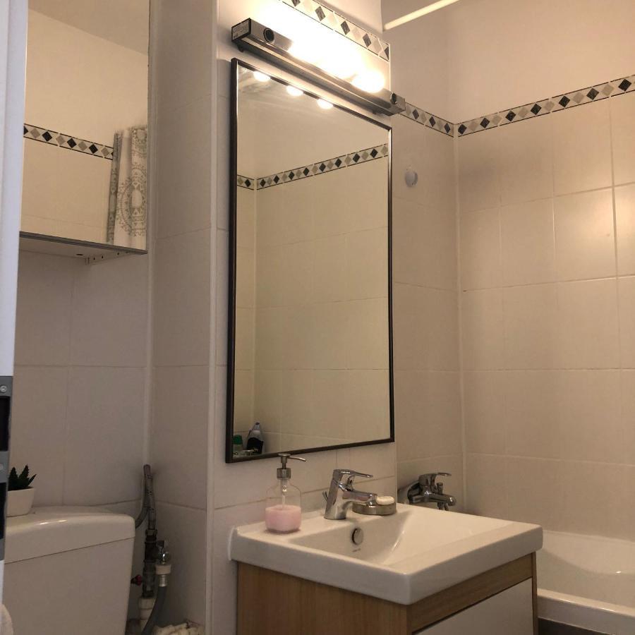 شقة Grig Apartament بوخارست المظهر الخارجي الصورة